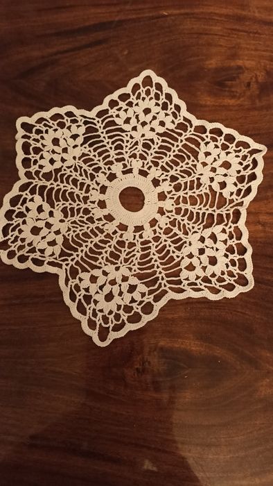 Салфетки кружевные