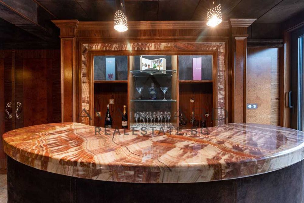 Продава се Офис в Пловдив, Център - 277 кв.м за 2206 €/кв.м - Снимка #3