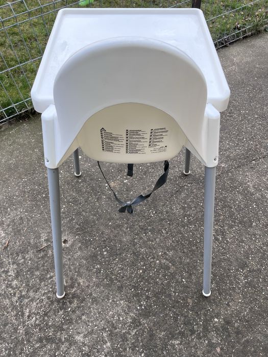 Masuta bebe de la Ikea