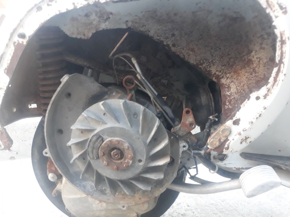 Vespa PK 50S si Vespa PK 50 XL