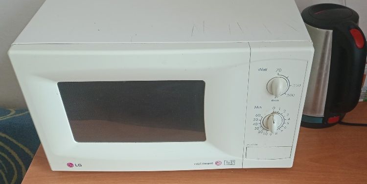 Продам Микроволновая печь