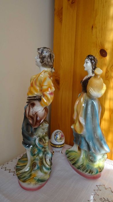 Големи порцеланови фигури. Майолика Италия втора половина на 20 век.