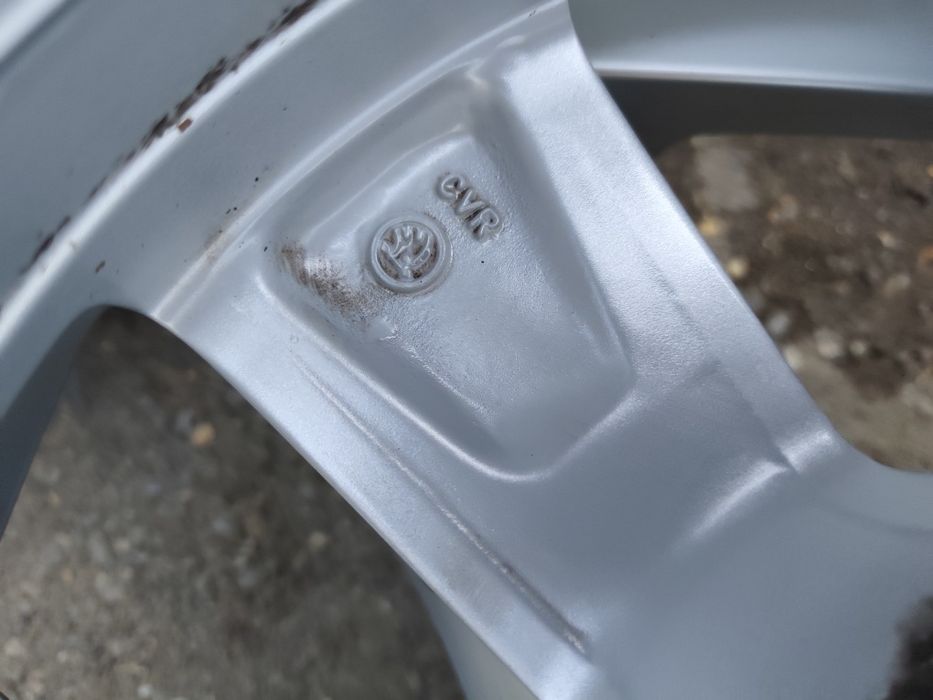 16" оригинални алуминиеви джанти за Skoda Octavia...