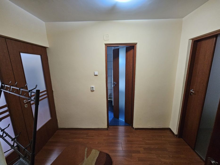 Se închiriază apartament