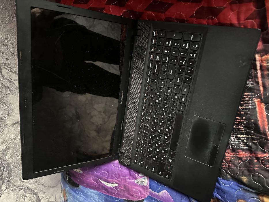 Ноутбук lenovo. .