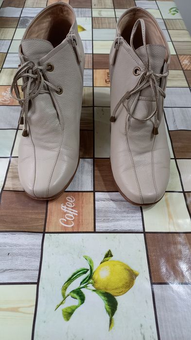 Батильоны  женские кремового цвета