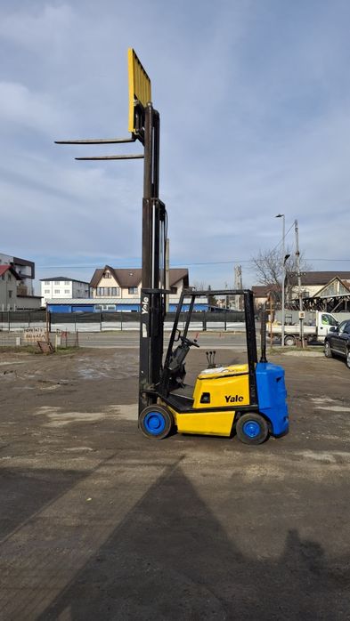 Brat de ridicat încărcător stivuitor YALE