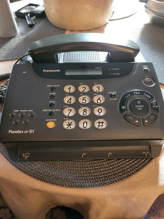 Телефон и факс Панасоник