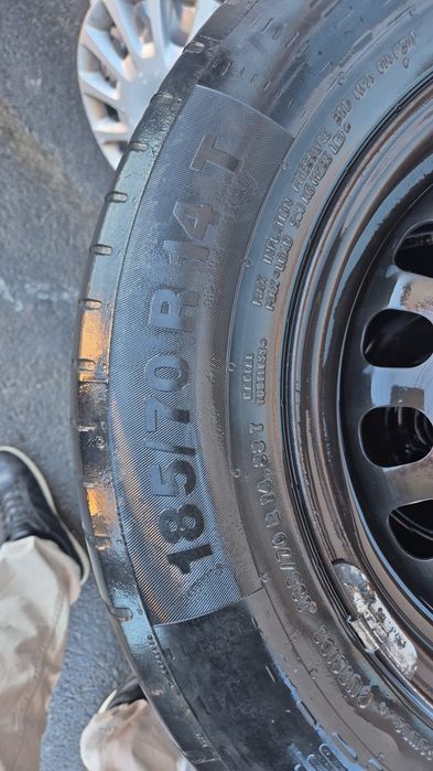 4 Roti cu cauciucuri  185/70/14 vara plus capace