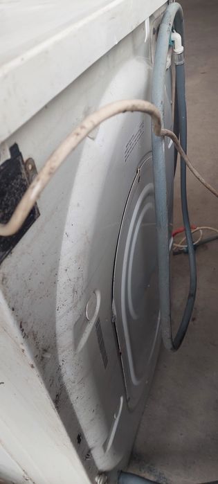 Stiralka indesit avtomat