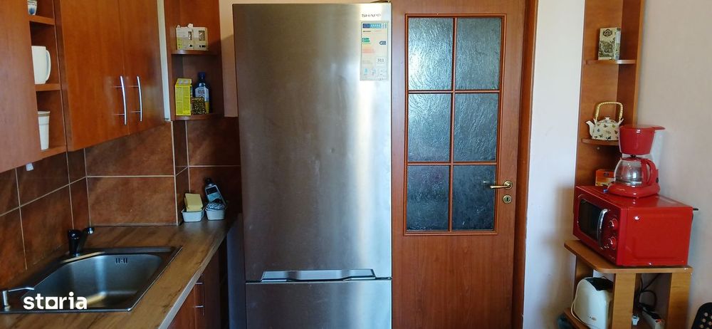 Piata Victoriei,apt 3 camere,2 bai mobilat,3 Ac,3 tv ,debara,parcare