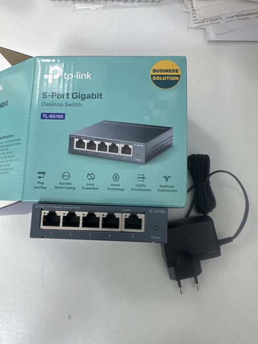 Коммутатор TP-LINK TL-SG105