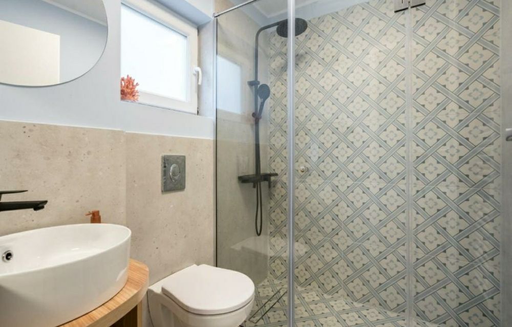 Închiriez apartament , Piața Romană, zona centrală