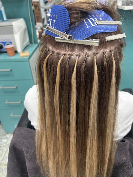 Aplic extensii de par natural