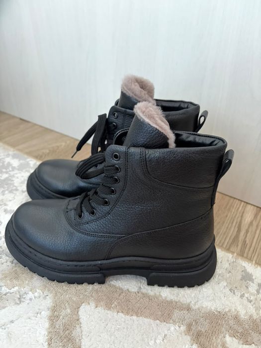 Продам сапожки 38 размер