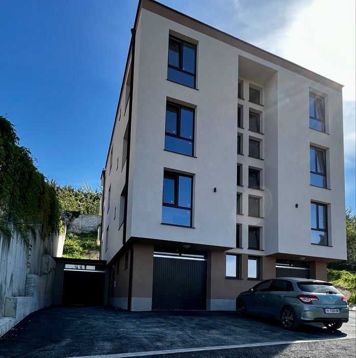 Гараж за склад под наем