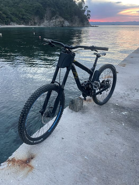 Polygon Collosus DHX