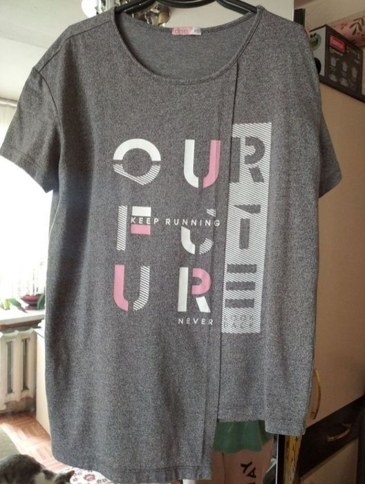 Продам блузки 300