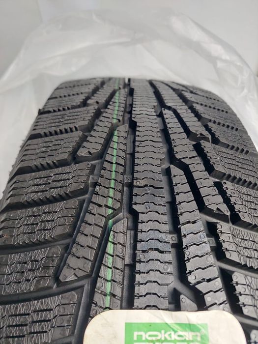 Шины Nokian 215/55/17