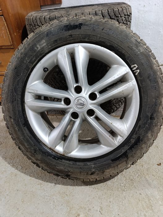 Зимние резины с дисками 225/60/17