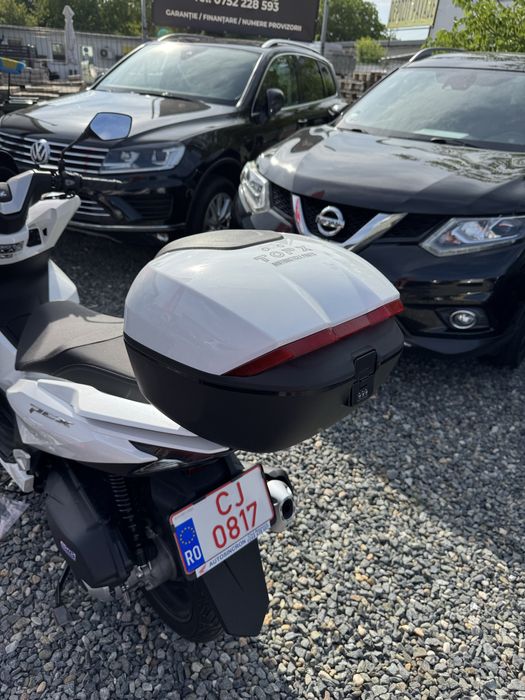 Top case Top X cu cifru  pt Honda PCX - 32 litri ( nou )