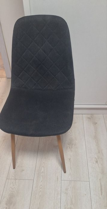 Трапезни столове 4 броя