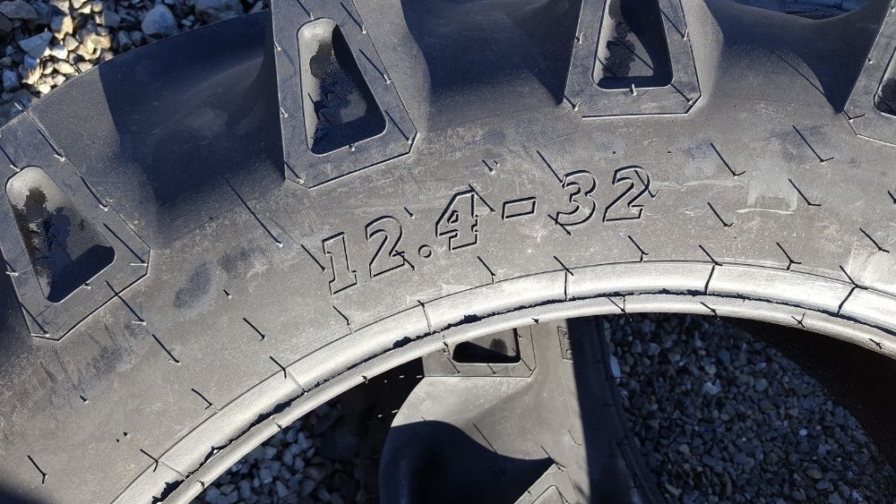 12.4-32 cauciucuri noi marca BKT cu 8 pliuri anvelope tractor
