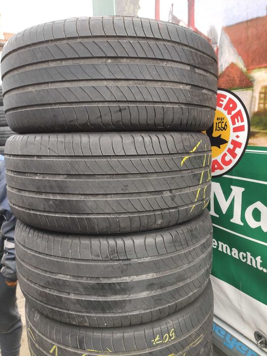 2бр Летни гуми 235 40 18 - Michelin