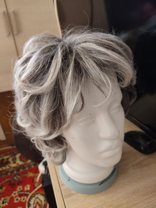 Продам парики хорошего качества