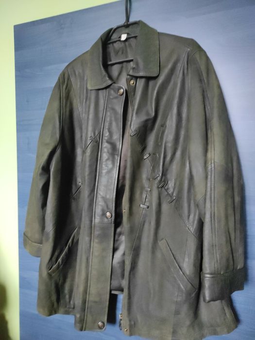 Haine din piele, mărimi diferite, modele diferite