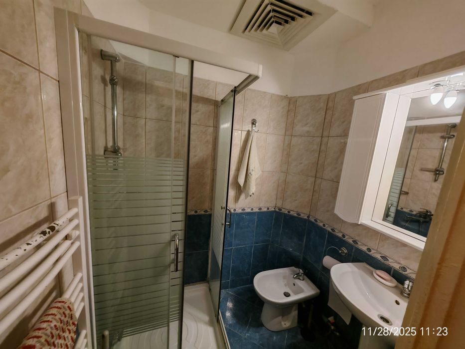 Ap 2 camere 60m2 + boxă 13m2, decomandat Iași Copou, str. Macazului 10