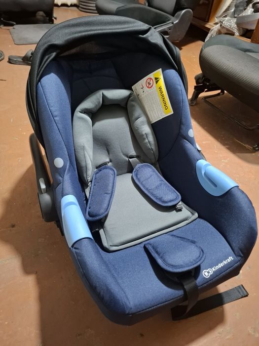 Продам автокресло