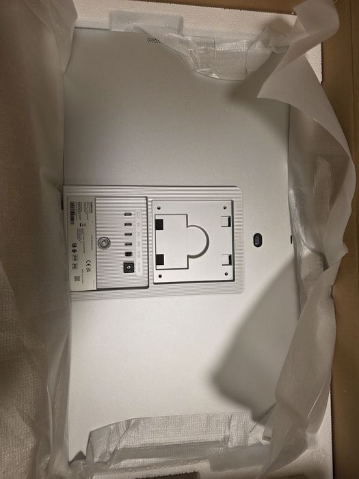 Samsung Monitor S9 ViewFinity S27C902PAU 27"5120 x 2880 5K open box