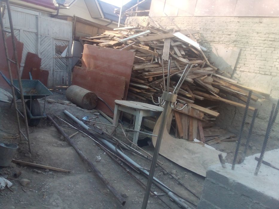 Желой дом на земле