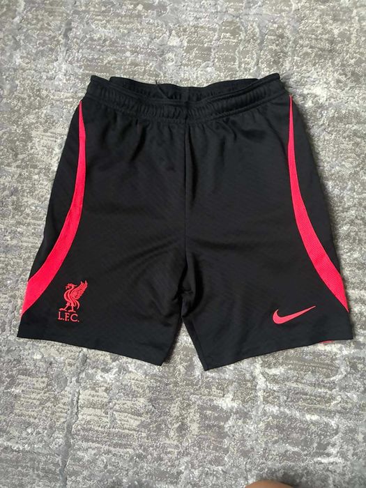 Къси панталони Liverpool