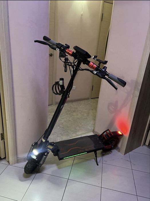 Электро самокат куго кирин макс спид