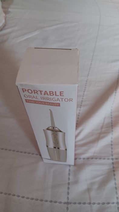 Irigator bucal nou