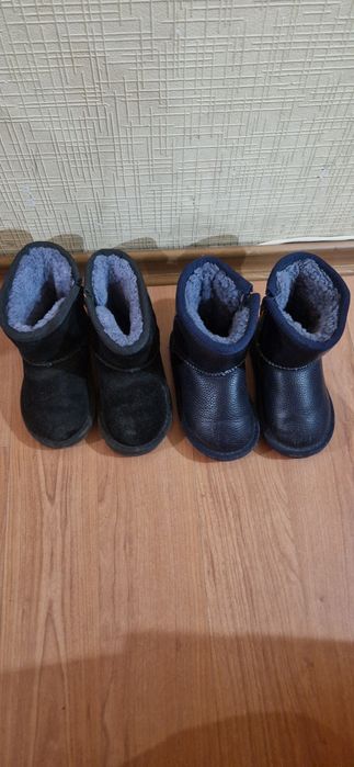 Угги детские продам