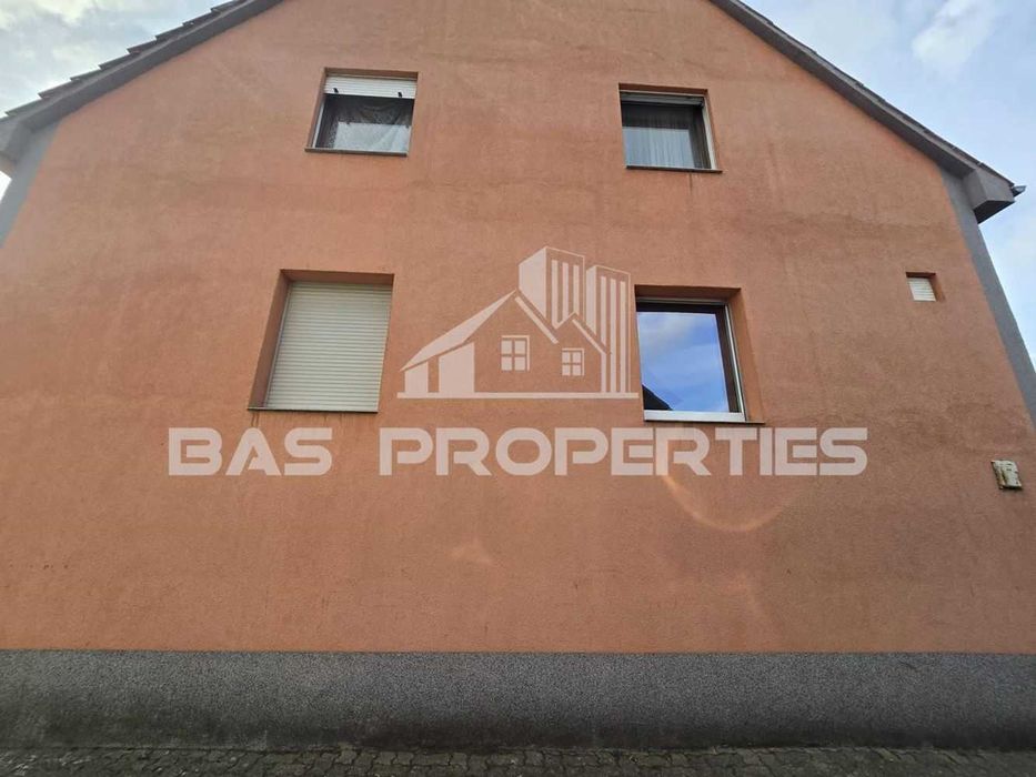 Продава се Къща в София, Център - 280 кв.м за 1500 €/кв.м - Снимка #2