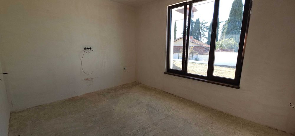 Продава се Къща в с. Дълбоки, Област Стара Загора - 148 кв.м за 1217 €/кв.м - Снимка #17