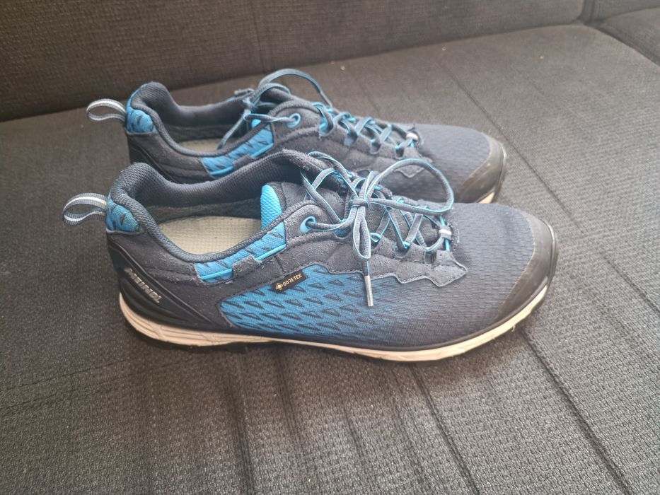 Обувки Meindl 44