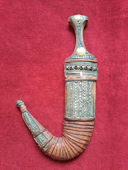 jambiya khanjar pumnal traditional yemen