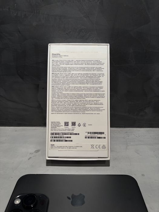 Перфектен Iphone 14 Pro Black 128 GB