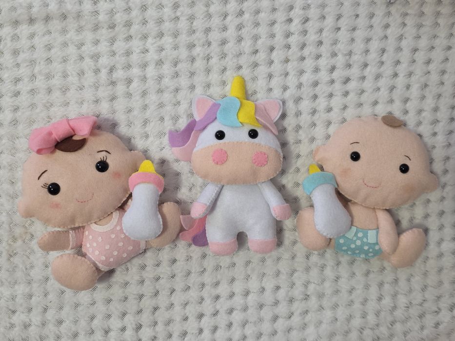 Figurine din fetru pentru lumanari botez, trusouri etc