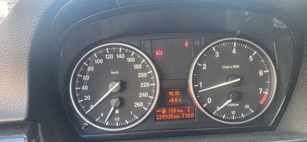 BMW Seria 3 E90 320i 2009 manual