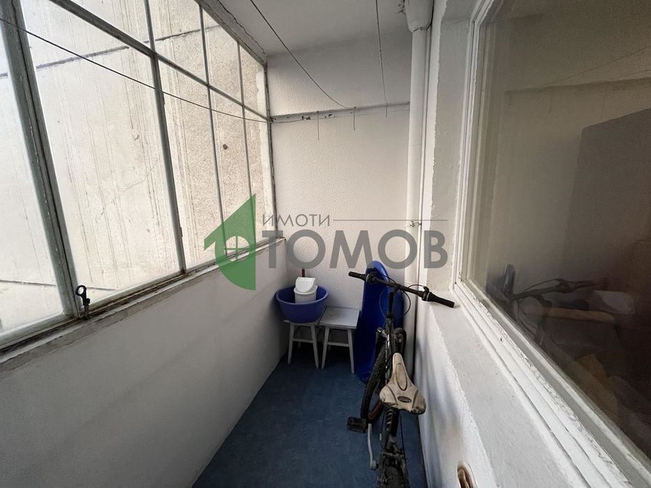 Продава се Двустаен апартамент в Шумен, Еверест - 65 кв.м за 1154 €/кв.м - Снимка #2