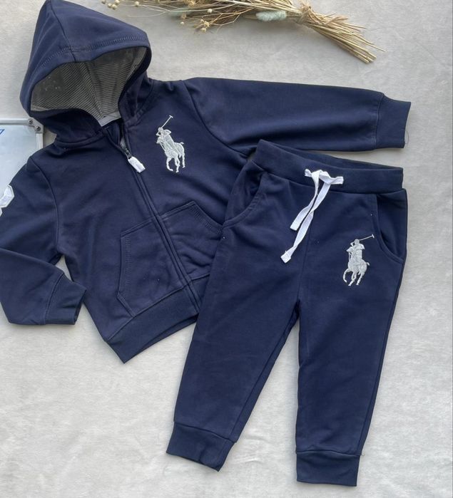 Спортивный комлект GAP