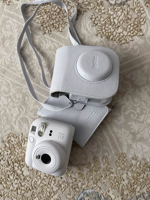 Instax mini 12 60mm