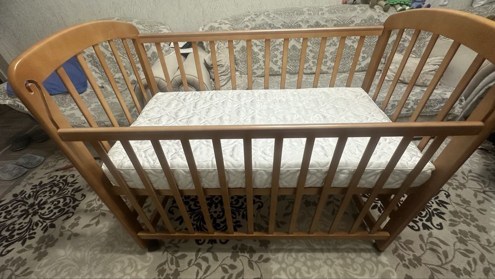 Продам дески кровать