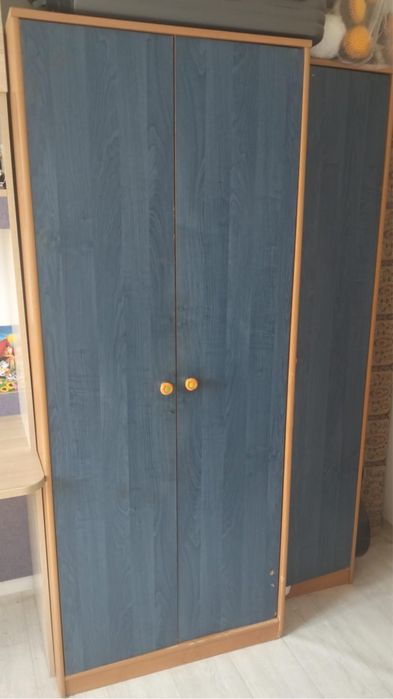 Детский кровать и компьютерный стол